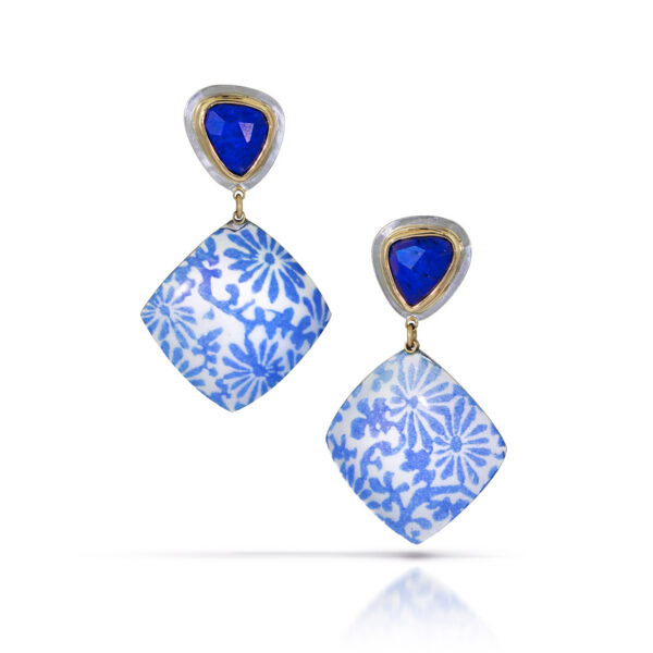 Blue lapis in gold studs with enamel cushion blue and white drops